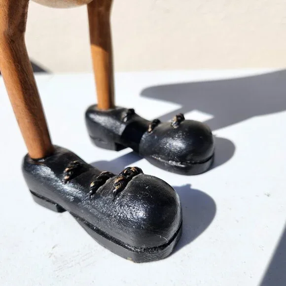 Vintage Duck in Lace-up Black Shoes Boots Home Decor Carved Wooden Wood - SUPER - Picture 8 of 14